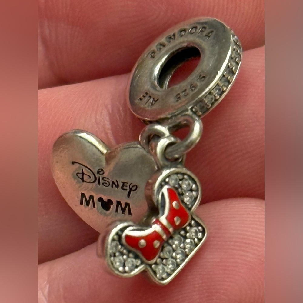Pandora x Disney Minnie Mouse “Disney Mom” Heart Dangle Charm - Picture 2 of 5